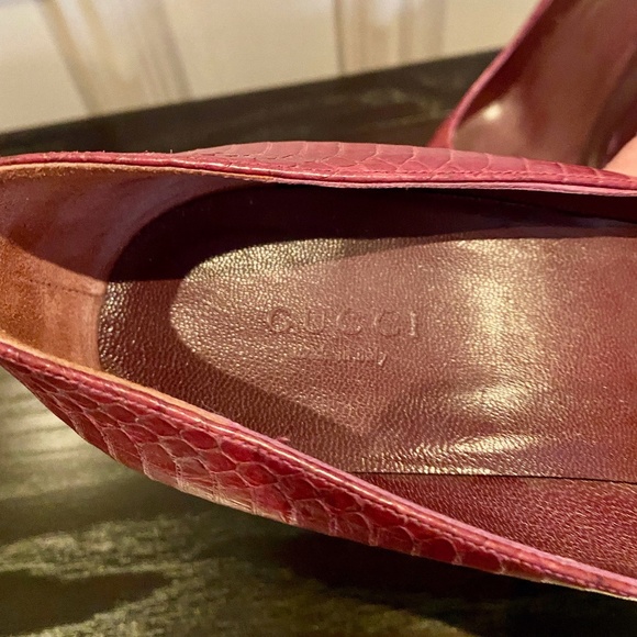 GUCCI SNAKESKIN PUMPS - Picture 4 of 12